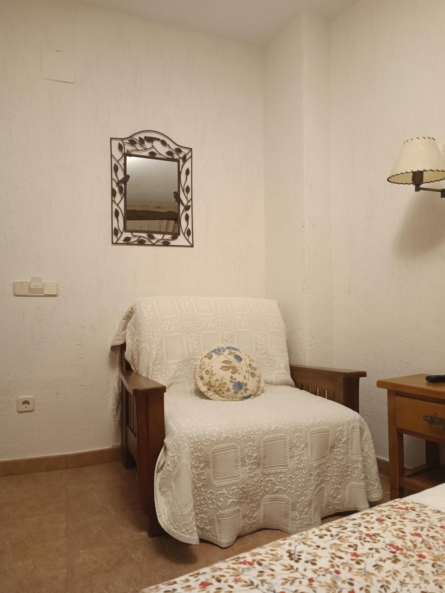 Hostal Decerca Prádena Oda fotoğraf